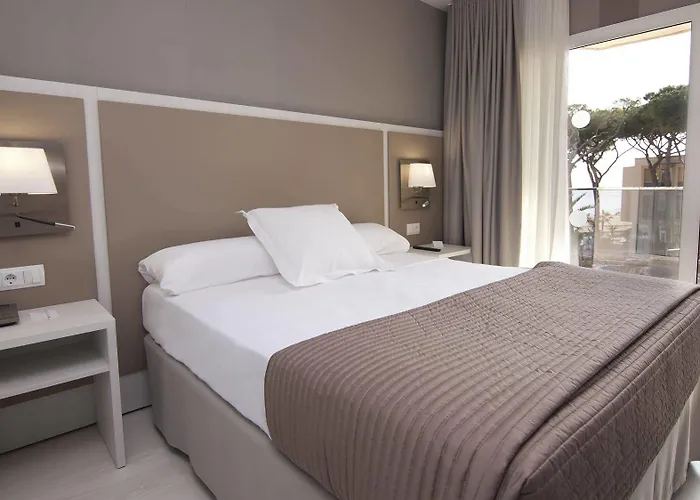 Oferta de hoteles en Cambrils: Encuentra tu alojamiento ideal
